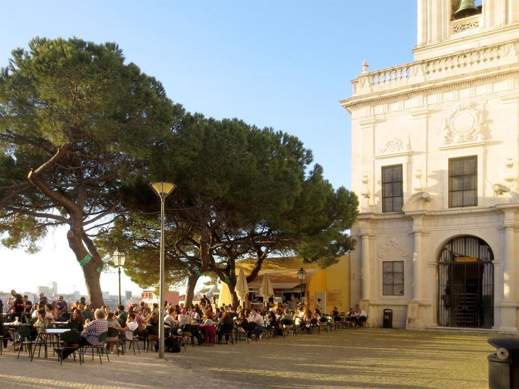 Ferienwohnung Costa Do Castelo Terrace, Em Rua Dos Lagares 8 Lissabon Exterior foto