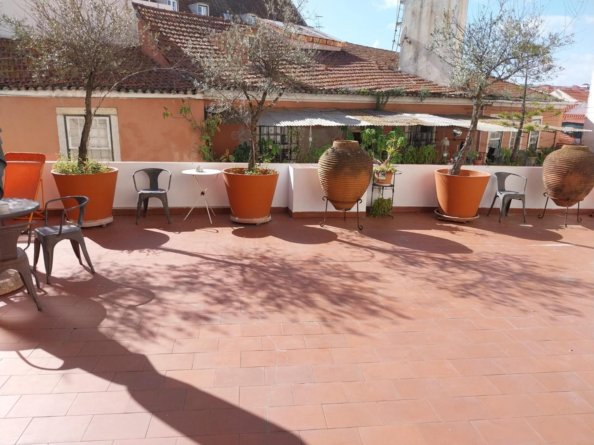 Ferienwohnung Costa Do Castelo Terrace, Em Rua Dos Lagares 8 Lissabon Exterior foto